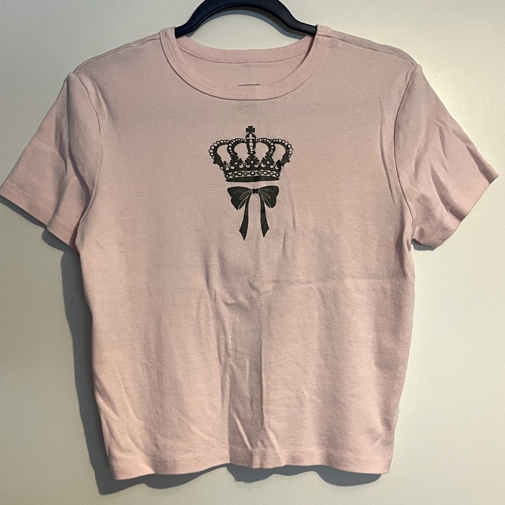 Mighty Fine Crown Geaphic Tee